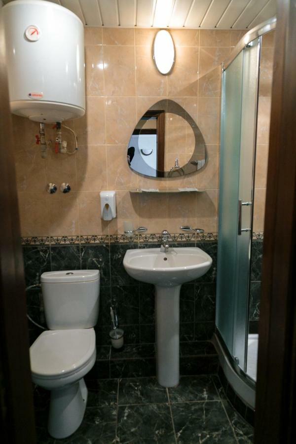 Tourist Hotel Kharkiv Eksteriør billede