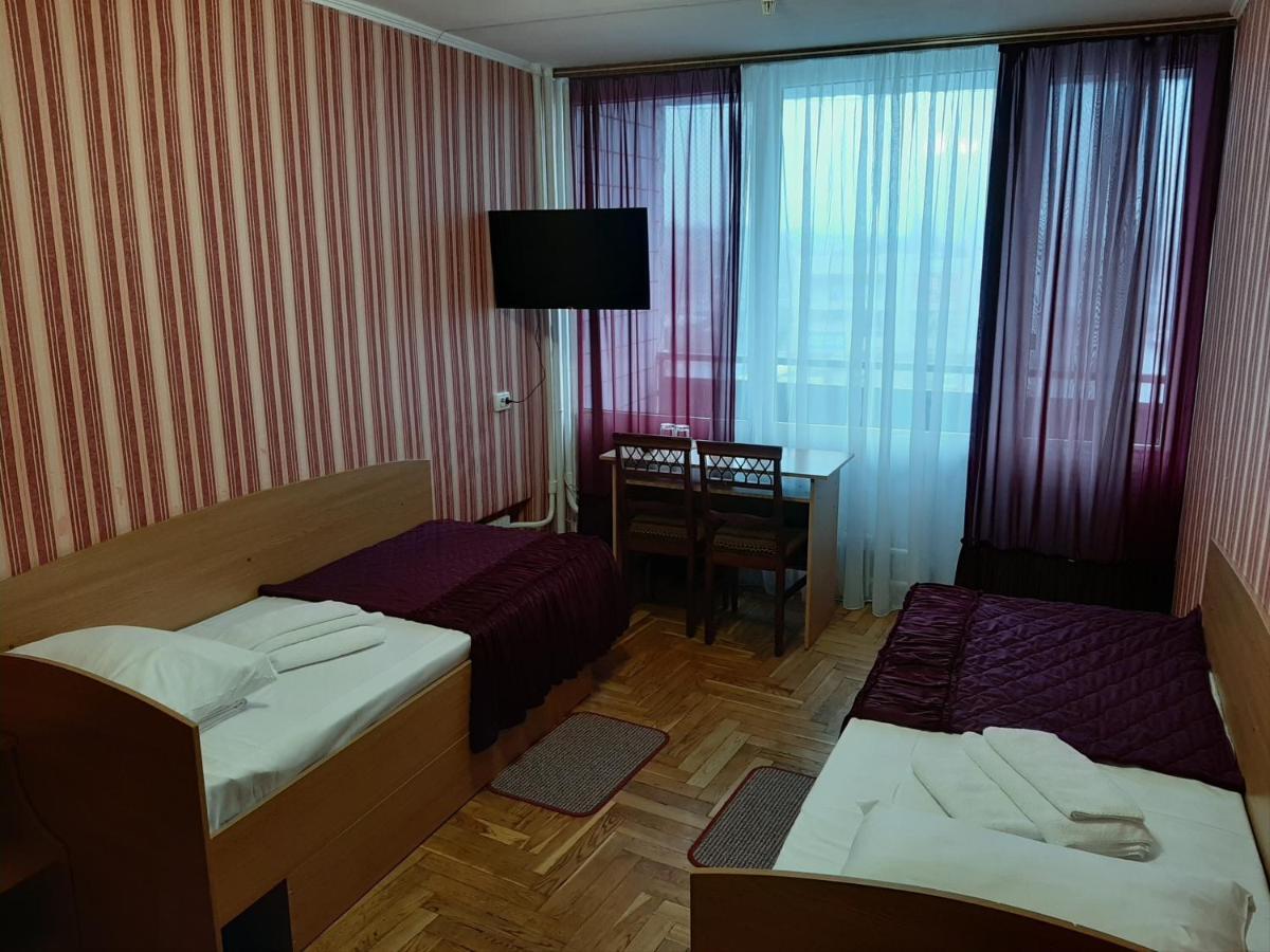 Tourist Hotel Kharkiv Eksteriør billede